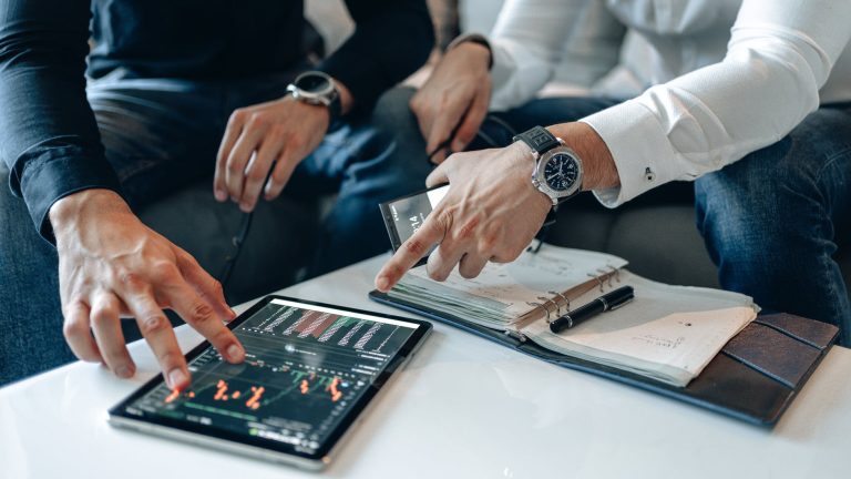 photo by AlphaTradeZone | pexels.com